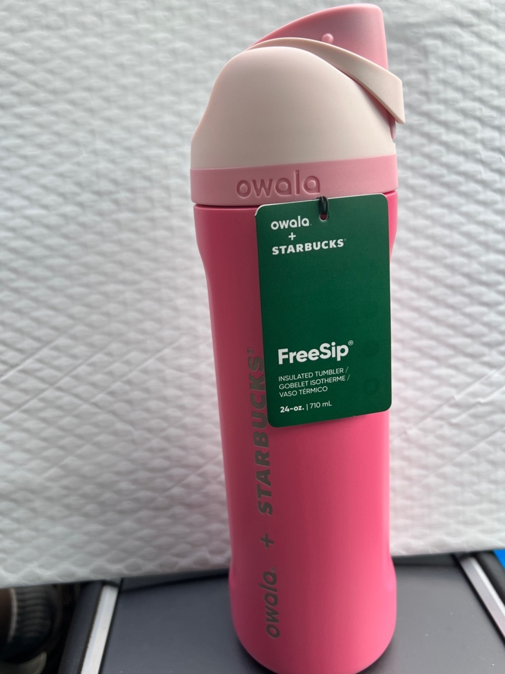 Owala x Starbucks FreeSip Insulated Tumbler in Pink